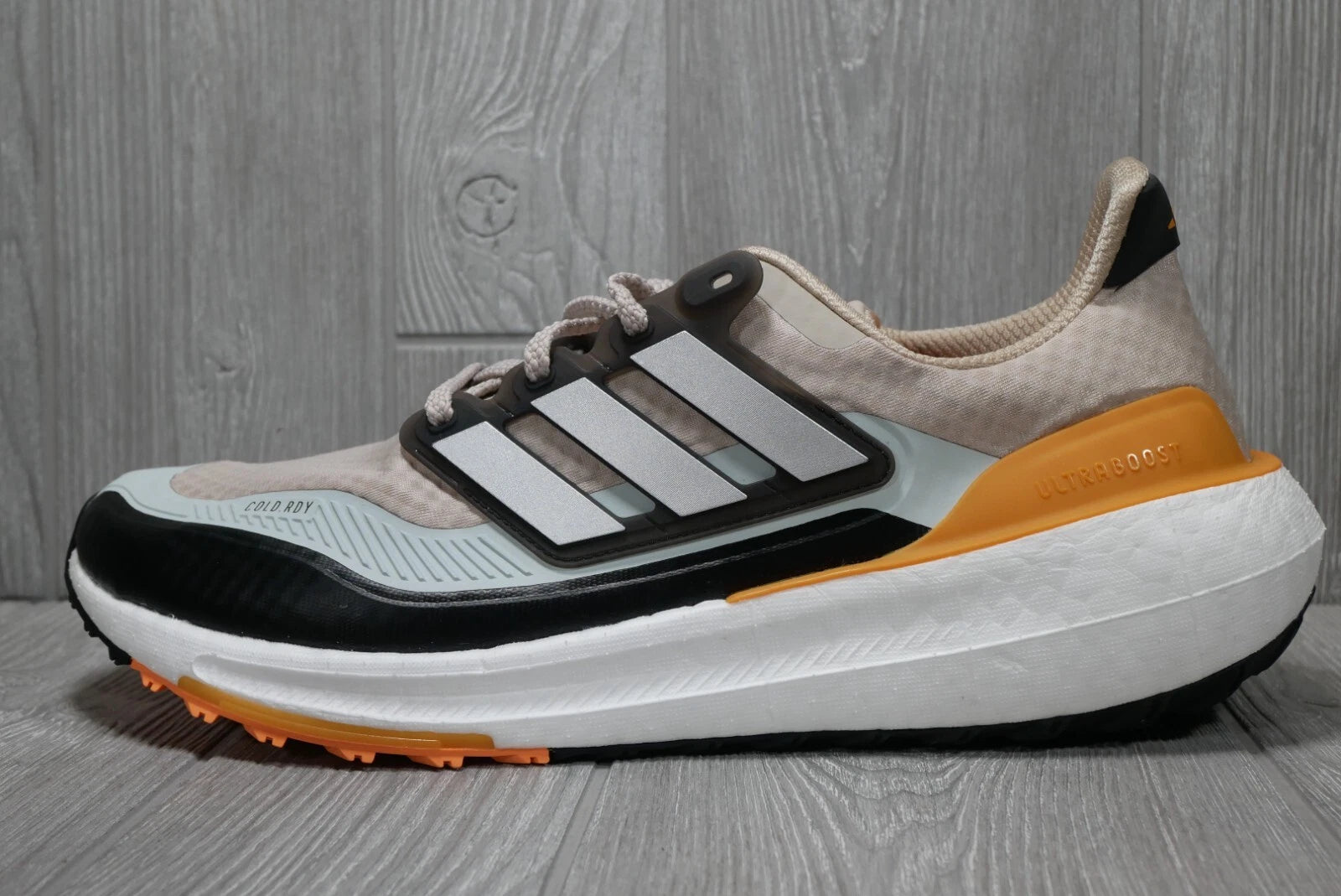 adidas Ultraboost Light